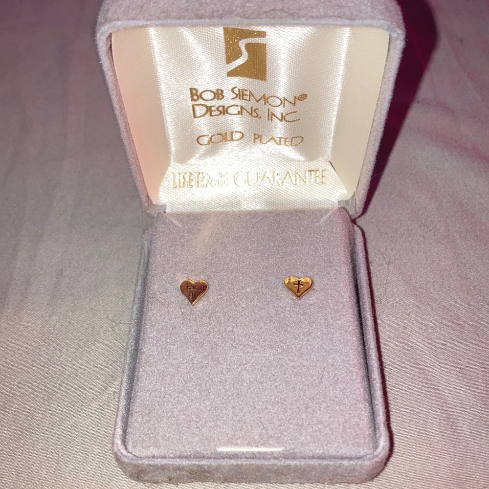 Small heart/cross earrings, like new